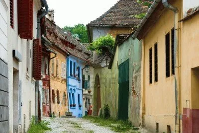 Una vieja calle en Transilvania jigsaw puzzle