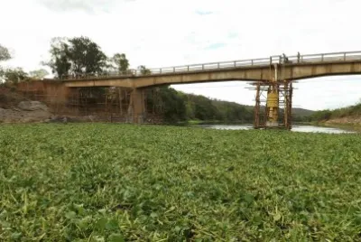 Ponte Sobre o Rio das Velhas - MG