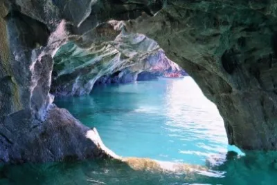 Cuevas de mÃ¡rmol. Patagonia argentina