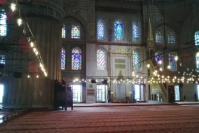 Interior Mezquita Azul
