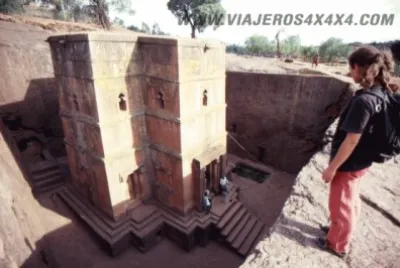 Iglesia bajo tierra. Lalibela. EtiopÃ­a jigsaw puzzle