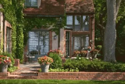 פאזל של cuidando el jardÃ­n