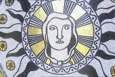 153