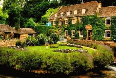 Cottage jigsaw puzzle