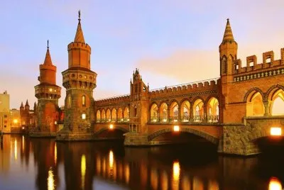 PUENTE DE BERLÃN. jigsaw puzzle