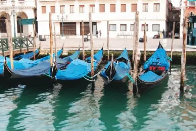 פאזל של Spuntare matinatta alla Venezia.