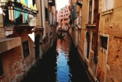 פאזל של Spuntare matinatta alla Venezia.