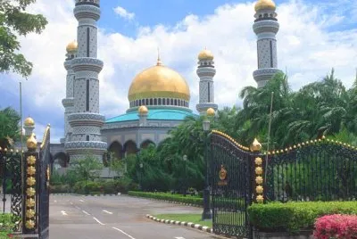 Mezquita en Brunei jigsaw puzzle