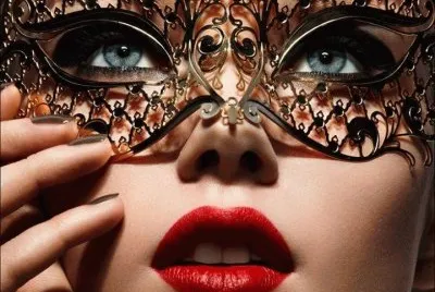 fille au masque