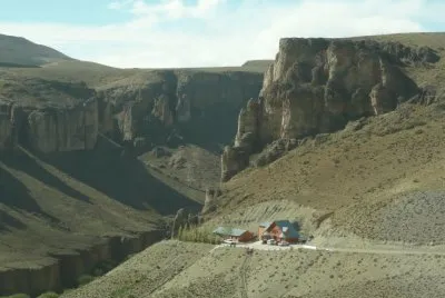 פאזל של CaÃ±adÃ³n del RÃ­o Pinturas. Patagonia argentina