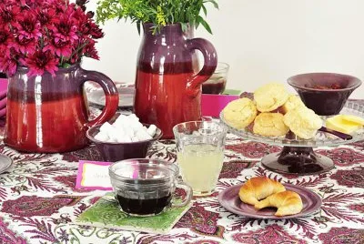 mesa con desayuno