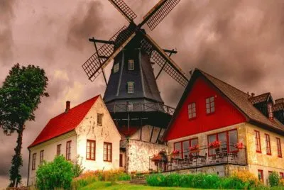 home jigsaw puzzle
