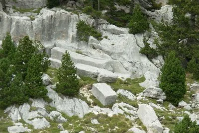 Antique carriÃ¨re romaine (Vercors-Fr)