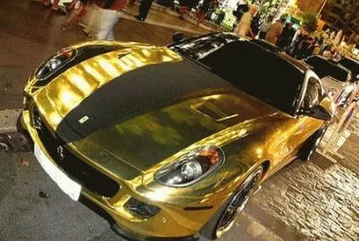 Ferrari 599GTB de oro macizo jigsaw puzzle