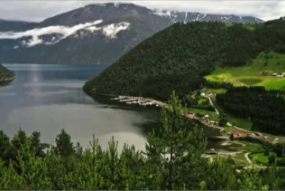 Hol. Noruega