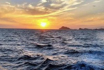 Atardecer en el mar