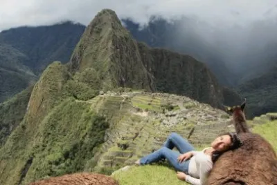 פאזל של Descansando en Machu Picchu. PerÃº