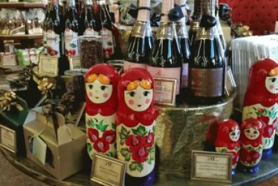 St.Petersburg, candy shop jigsaw puzzle
