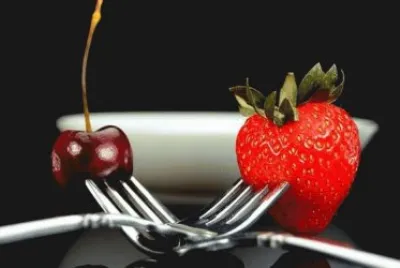 cereza y frutilla