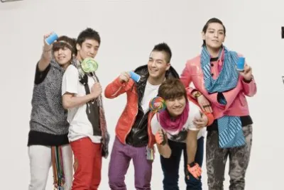 cantantes