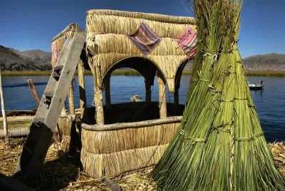 פאזל של Uro del Titicaca. PerÃº