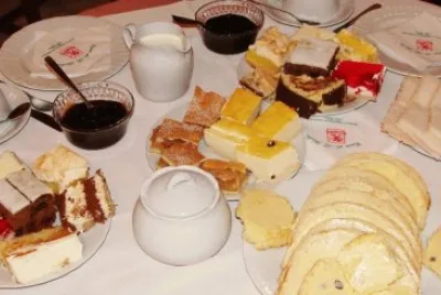 Merendando en Gaiman. Chubut. Argentina