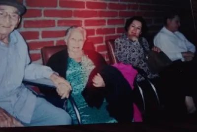 Familia