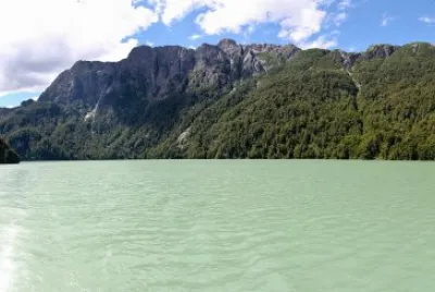 Lago FrÃ­as. RÃ­o Negro. Argentina