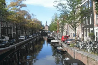 rue d 'amsterdam