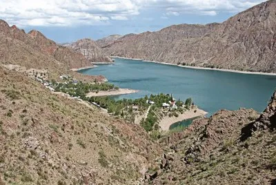 Embalse Los Reyunos. Mendoza. Argentina