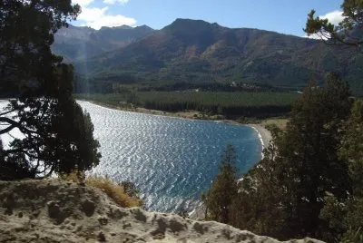 Lago Filo Hua Hum. NeuquÃ©n. Argentina jigsaw puzzle