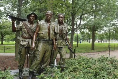 Viet Nam Memorial Soldiers overlooking wall