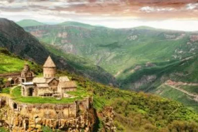 פאזל של Monastary tatev