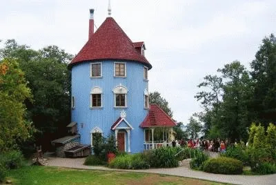 moomin world theme