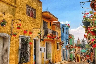 Calle colorida