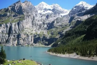 lago oeschinen