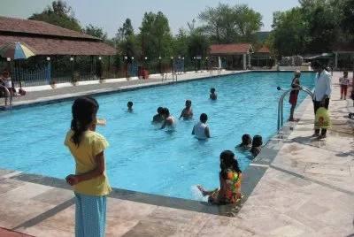 swimming pool