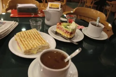 merendando en Bariloche jigsaw puzzle