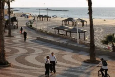 beach promenade