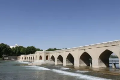 פאזל של jouie bridge