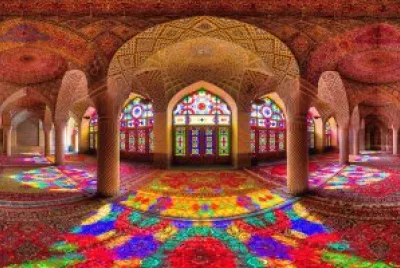 פאזל של nasir al mulk mosque