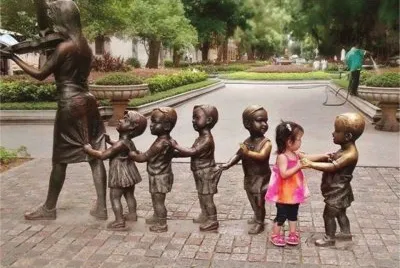 ×™×œ×“×™×