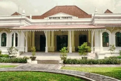 פאזל של textile museum