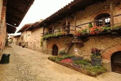 Ricetto di Candelo-Italia