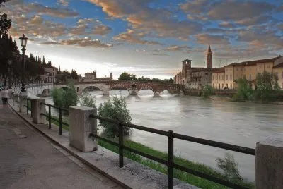 Verona Ponte Pietra jigsaw puzzle