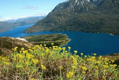 Lago EpuyÃ©n. Chubut. Argentina jigsaw puzzle