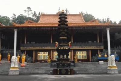032101