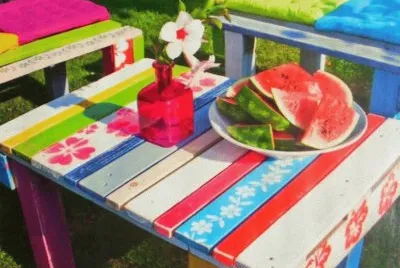 multicolor jigsaw puzzle
