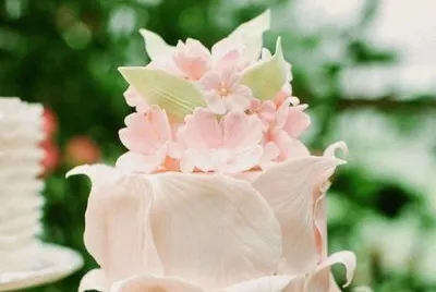 pastel con flores