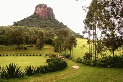 Morro do Cuscuzeiro - Analândia - SP